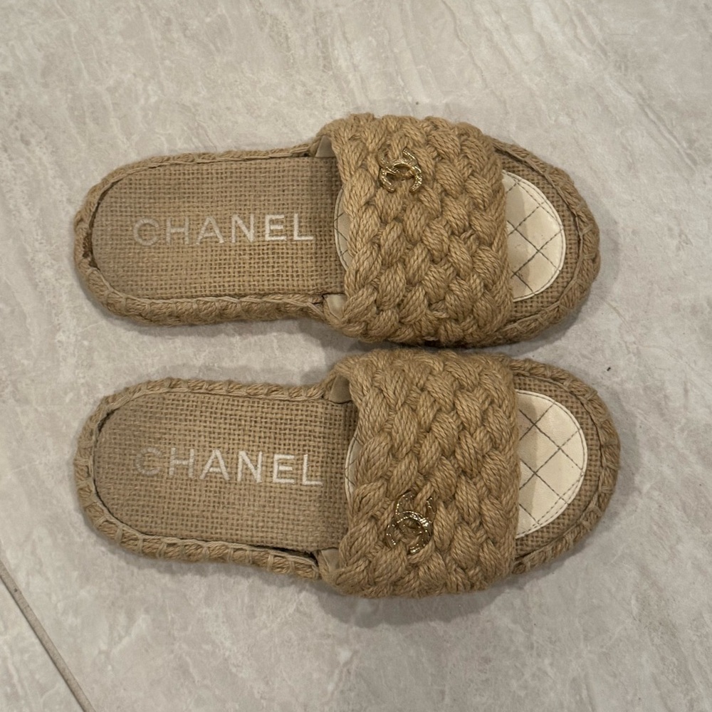 CHANEL Beige Braided Women's Sandals - Picture 8 of 14